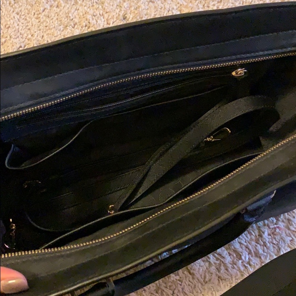 Black Michael Kors Handbag - Picture 2 of 3
